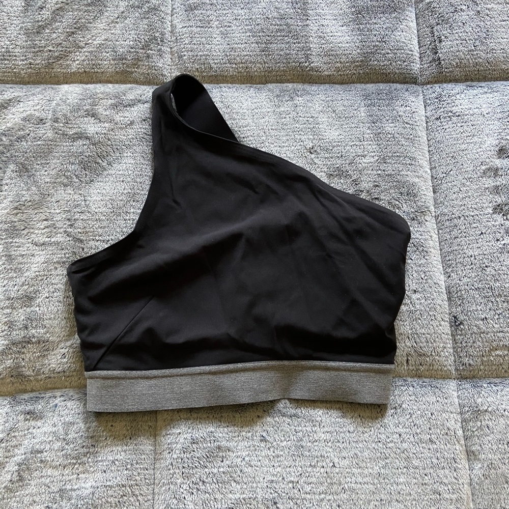Lululemon Lab one shoulder asymmetrical bra sz 4